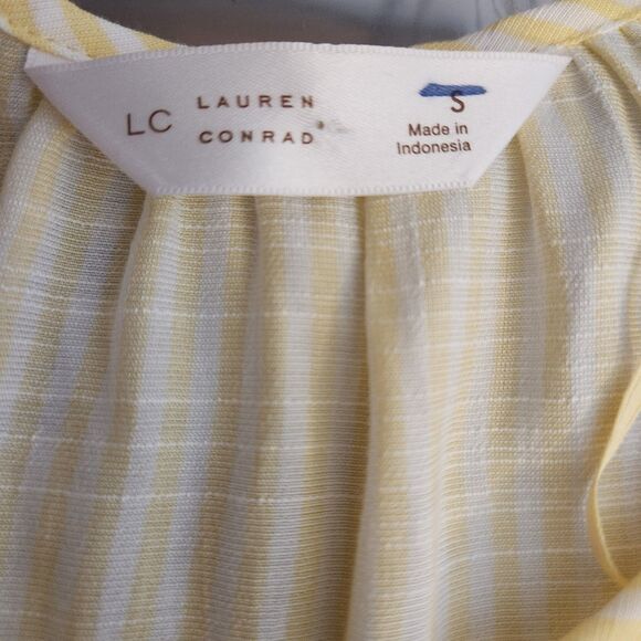 LC Lauren Conrad S yellow stripped cottagecore flutter sleeves blouse - Picture 7 of 10